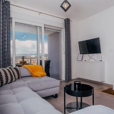 Fuer 5 Personen In Okrug Gornji, Dalmatien * Trogir